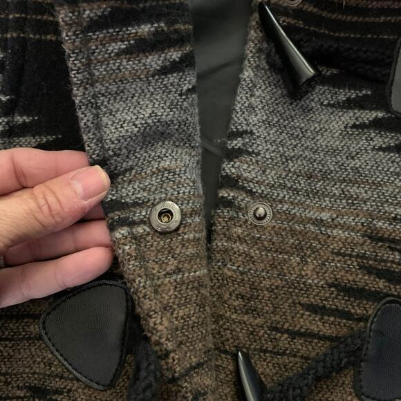 COWGIRL LEGEND Coat Jacket Southwestern Aztec Snap Up w/Toggle Closure Faux Fur - Picture 10 of 16